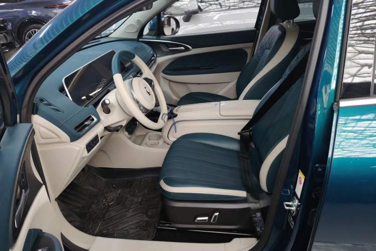 Used ORA Good Cat 2023 401 km Standard Range Prestige Version Lithium Iron Phosphate
