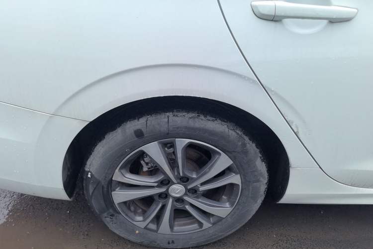 Used CHANGAN Eado 2022 PLUS Blue Whale NE 1.4T GDI DCT Prestige Edition Right Rear Wheel Hub