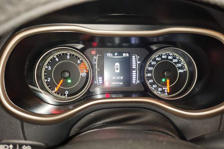 Used Jeep Cherokee 2017 2.4L Leading Edition