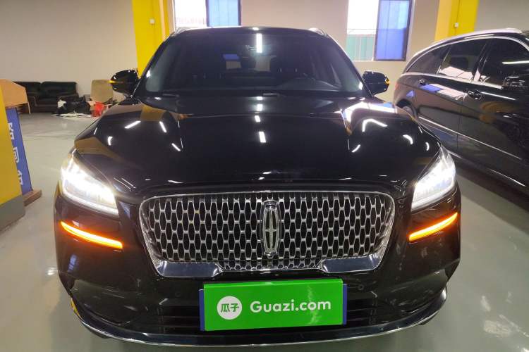 Used Lincoln Corsair 2022 2.0T Two-Wheel Drive Deluxe Edition Front