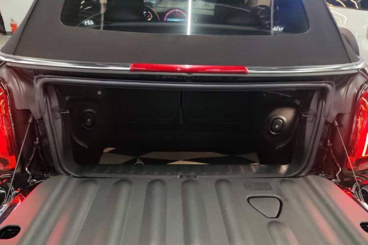 Used MINI 2023 Revised 2.0T COOPER S CABRIO Artist Trunk