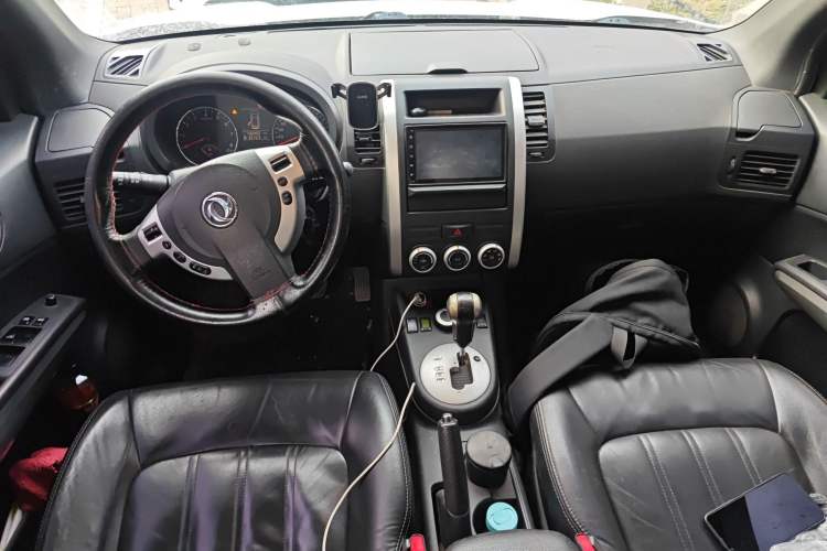 Used Dongfeng Fengdu MX6 2015 2.0L CVT 4x4 Dream Edition
