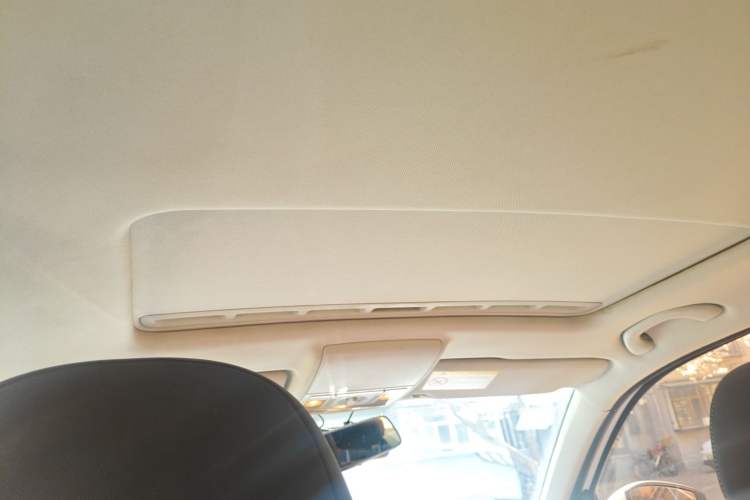 Used Volkswagen Lavida 2017 1.6L Automatic Comfort Edition Headliner