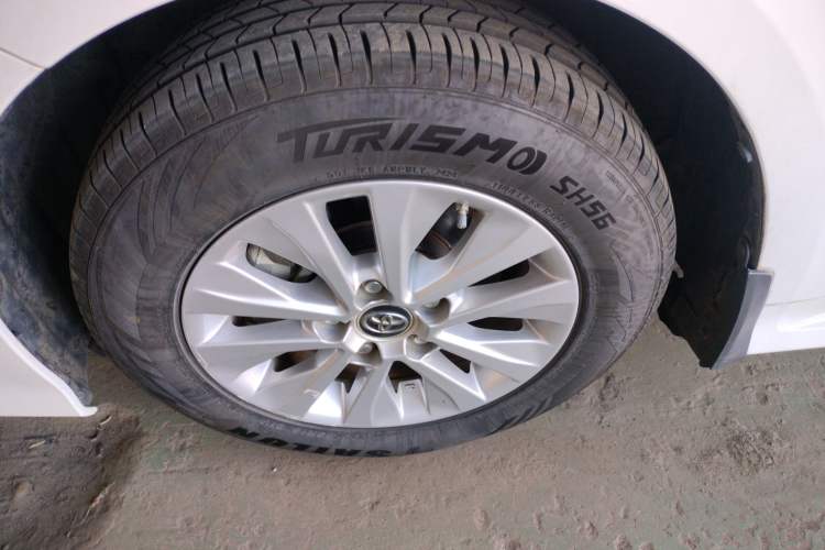 Used Toyota Corolla 2019 Dual-Engine 1.8L E-CVT GL-i Pioneer Edition Left Front Wheel Hub