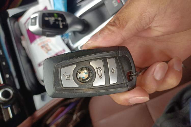 Used BMW 5 Series 2014 520Li Elegant Model