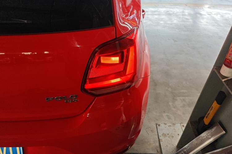 Used Volkswagen Polo 2018 1.5L Automatic Enjoyment Model Exterior 3