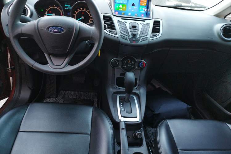 Used Ford Fiesta 2013 Hatchback 1.5L Automatic Fashion Edition
