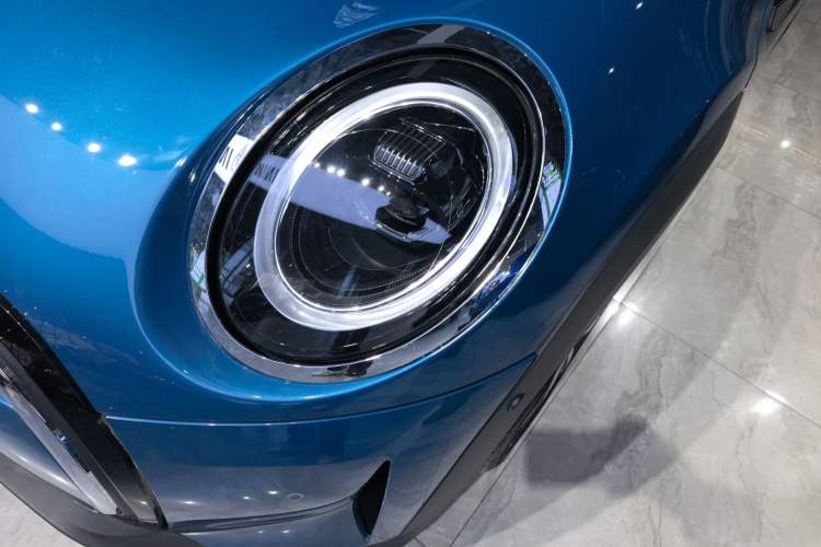 Used MINI MINI 2022 1.5T COOPER Artist