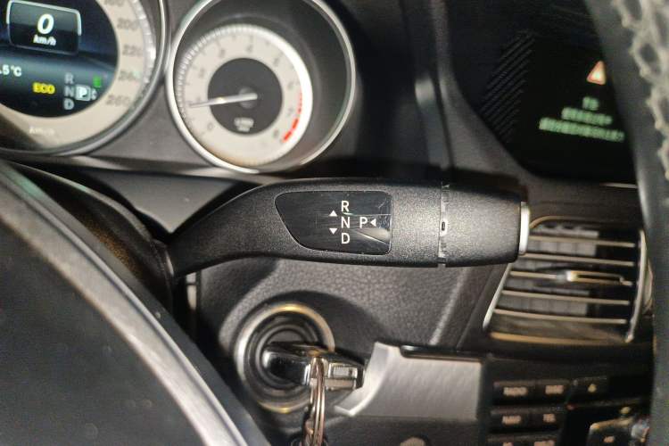 Used Mercedes-Benz E-Class 2014 E 200 Coupe