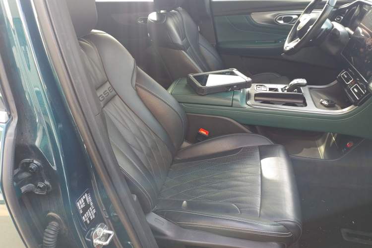 Used GAC Trumpchi GS8 2022 Flagship Series 2.0 TGDI Two-Wheel-Drive Prestige Edition (6-seater)