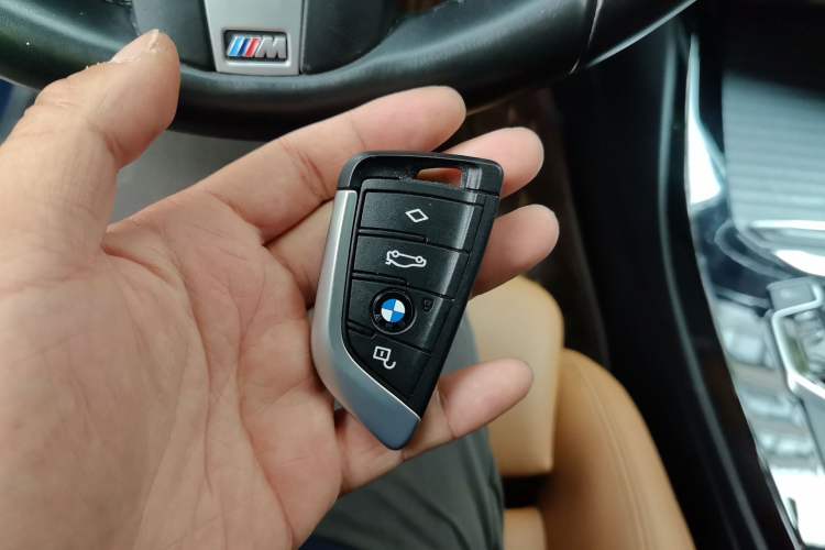 Used BMW X3 2018 xDrive30i Luxury Model M Sport Package China V Vehicle Key