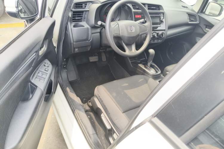 Used Honda Fit 2014 1.5L LX CVT Comfort Model Driver Seat