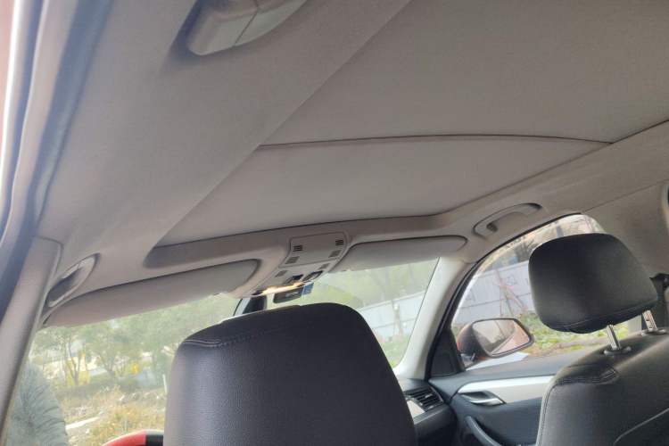 Used BMW X1 2013 sDrive18i Fashion Model
