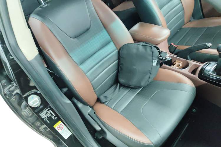 Used BYD Surui 2015 Revised Version 1.5L Manual Luxury Edition