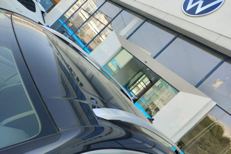 Used Volkswagen Tavendor 2023 380TSI Four-Wheel Drive R-Line Cruise Edition