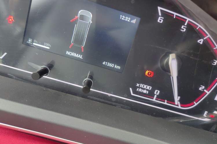 Used SAIC MAXUS Xintu V80 2025 PRO Aoyuntong 2.0T Automatic Long Wheelbase Ultra-Low Roof 6/7/8/9-Seater