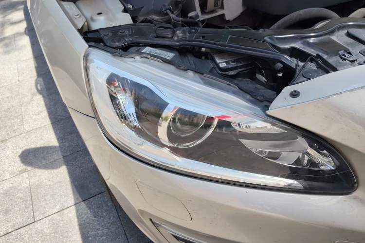 Used Volvo S60 2018 S60L T3 Smart Progress Edition
