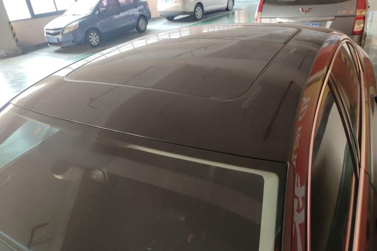 Used Volkswagen Magotan 2017 330TSI DSG Luxury Model Roof