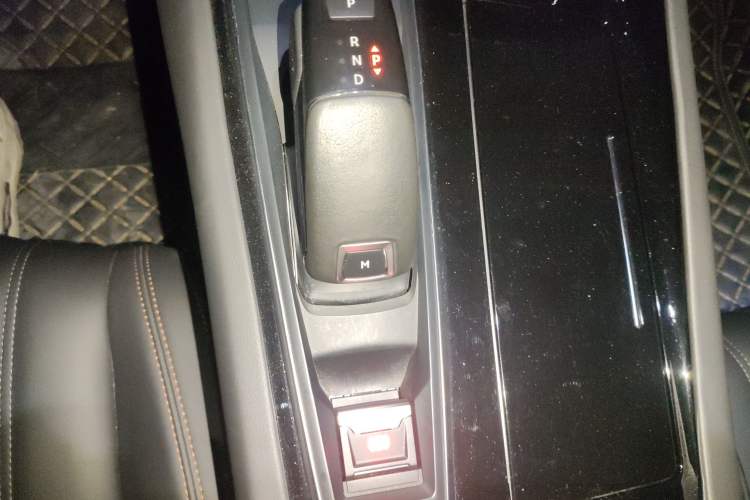 Used Peugeot 508 2022 508L 400THP PureTech Driving Control Edition Gear Lever