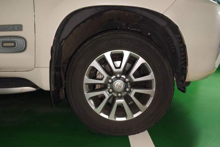 Used Toyota Prado 2018 3.5L Automatic TX-L with Rear-Mounted Spare Tire
