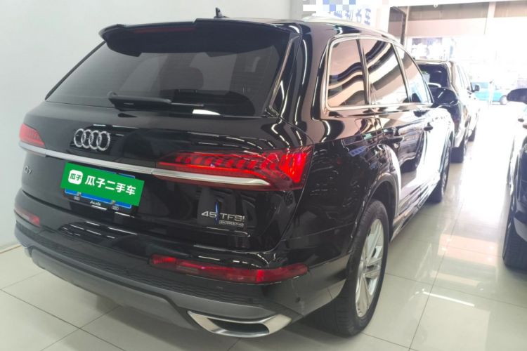 Used Audi Q7 2023 45 TFSI quattro S line Sport model
