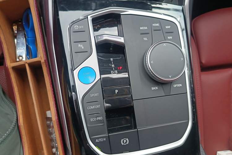 Used BMW i3 2022 eDrive 35 L
