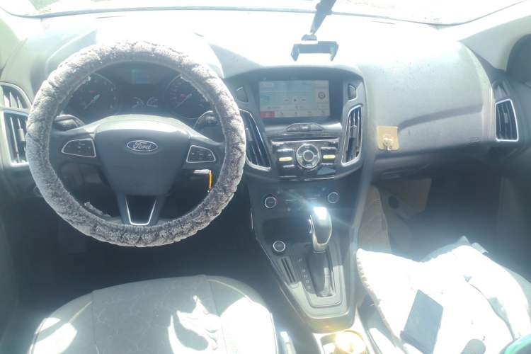 Used Ford Focus 2017 Hatchback 1.6L Automatic Fashion Edition Smart Drive Version