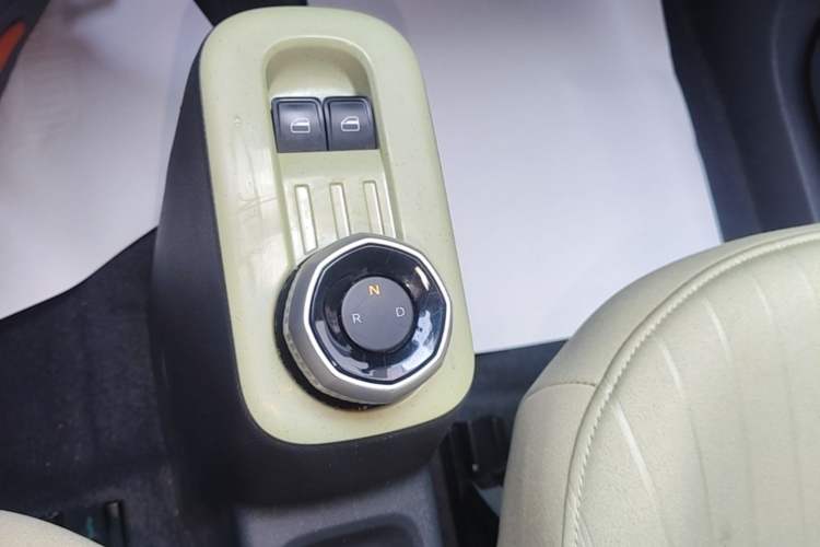 Used Geely Galaxy Panda 2023 Panda Mini 200km Endurance Bear