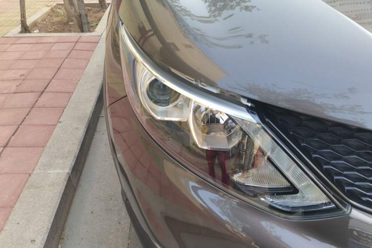 Used Nissan Qashqai 2017 2.0L CVT Smart Enjoyment Version China V Standard Right Front Headlight