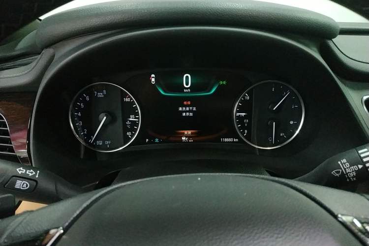 Used Buick LaCrosse 2018 28T Luxury Model
