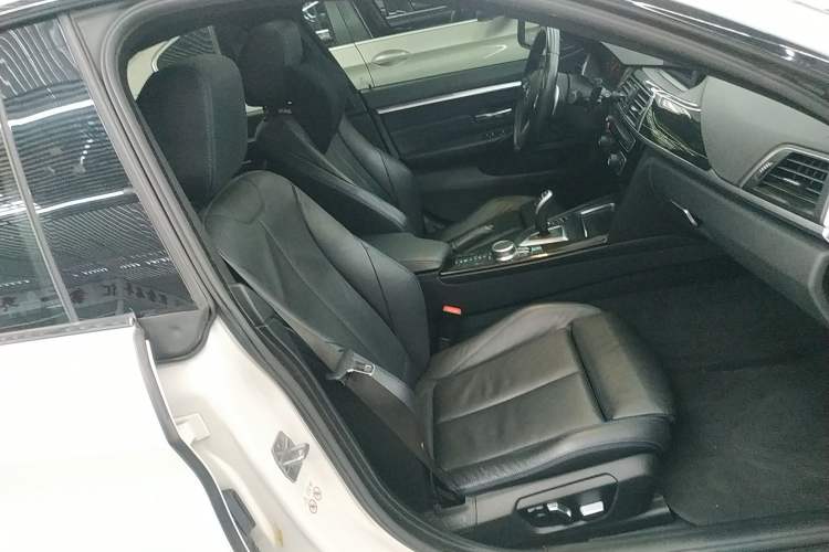 Used BMW 4 Series 2019 430i Gran Coupe M Sport Night Edition Right Front Seat