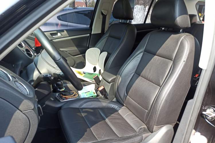 Used Volkswagen Tiguan L 2015 1.8TSI Automatic Two-Wheel Drive Luxury Model