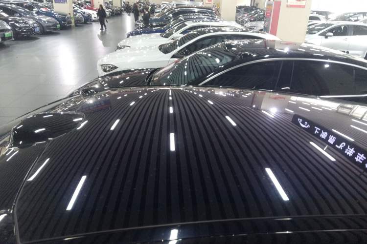 Used Nio ET5T 2025 75 kWh Touring Roof