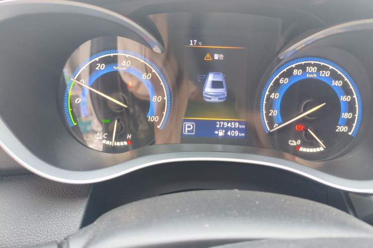 Used Venucia D60EV 2022 Standard Range Comfort Edition Odometer Close Up