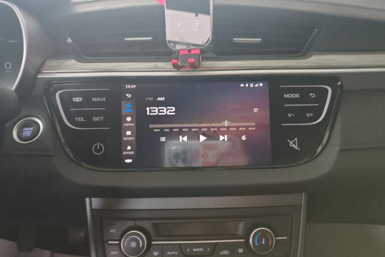 Used Geely Auto Emgrand 2019 Leading Edition 1.5L Manual Upgraded Connectivity Model China VI Standard Audio And AC Panel