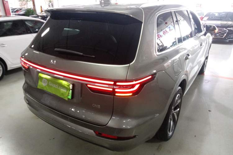 Used Li Auto ONE 2021 Extended-Range 6-Seater Version Rear Right 45 Deg