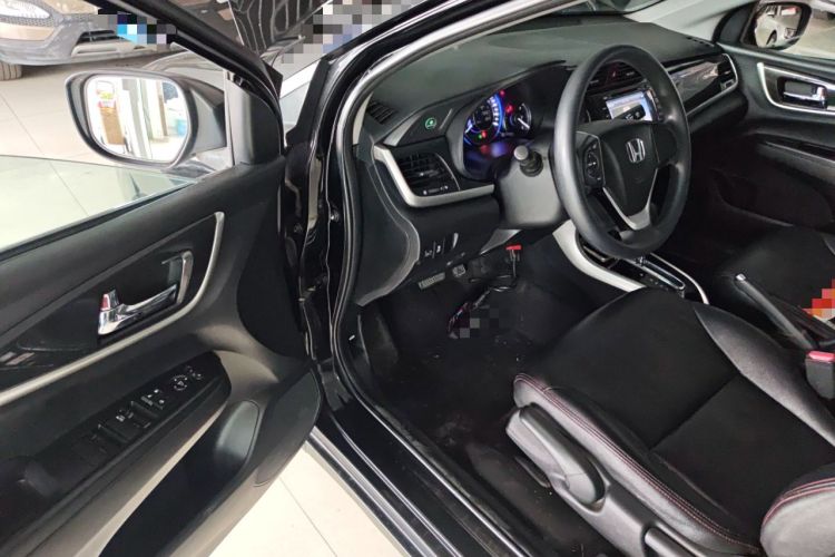 Used Honda Crider 2013 1.8L automatic luxury edition Driver Seat