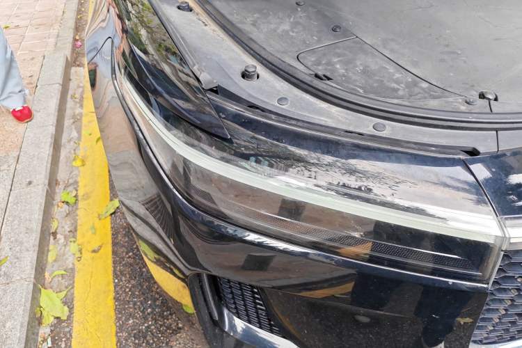 Used Li Auto ONE 2020 Extended-Range 6-Seater Version Right Front Headlight