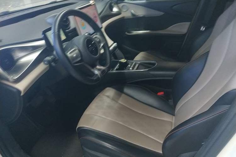 Used BYD Dolphin 2023 420 km Fashion Edition