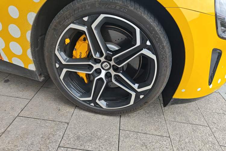 Used Xiaomi Auto SU7 2024 Four-Wheel Drive Ultra-Long Range Advanced Intelligent Driving Max Edition
