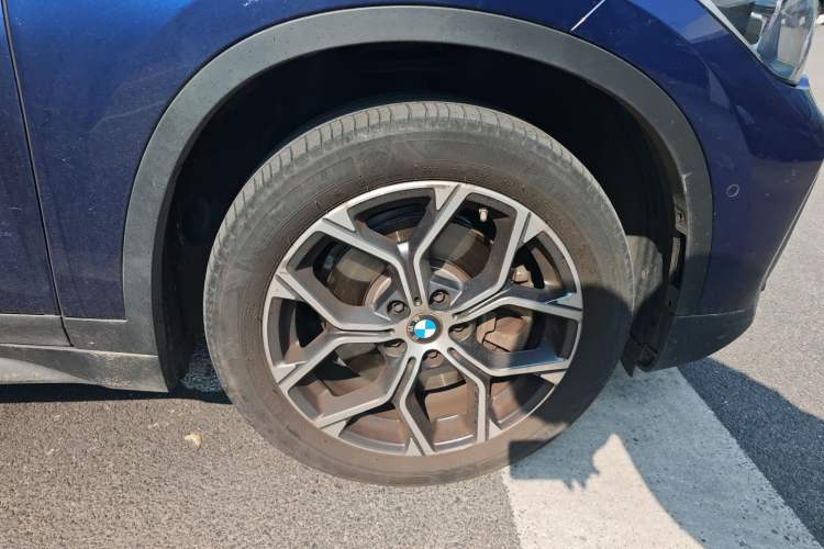 Used BMW X1 2020 sDrive25Li Leading Model
