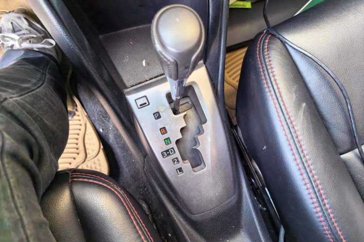 Used Toyota Vios 2014 1.5L Automatic ZhiShang Edition Gear Lever