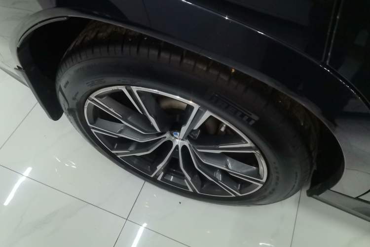 Used BMW X6 2021 xDrive30i M Sport Package Exterior 2