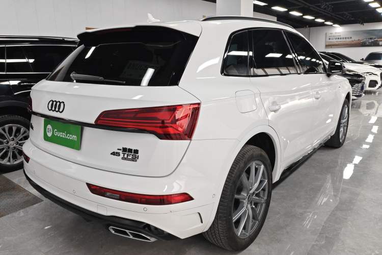 Used Audi Q5L 2022 Updated 45T Luxury Dynamic Version
