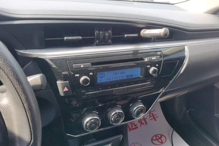 Used Toyota Corolla 2014 1.6L Manual GL