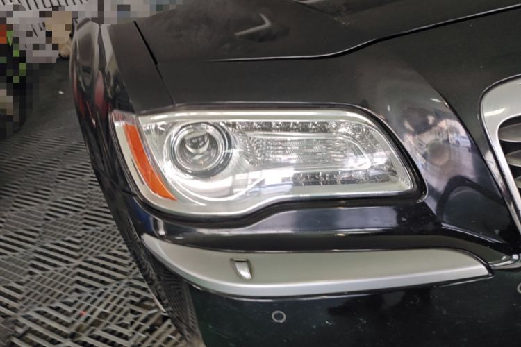 Used Chrysler 300C 2013 3.6L Premium Edition
