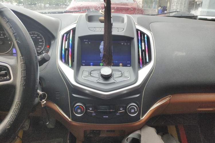 Used Geely Auto Diamond 2016 1.5L Manual Elite Edition