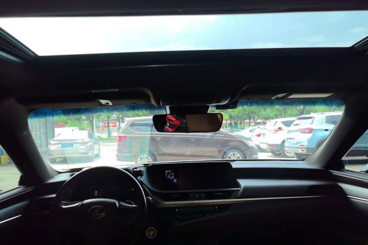 Used Lexus ES 2018 200 Luxury Edition China V Standard
