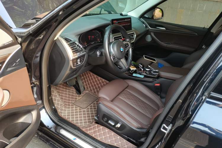 Used BMW X3 2022 xDrive30i Luxury Model M Night Sky Package Driver Seat