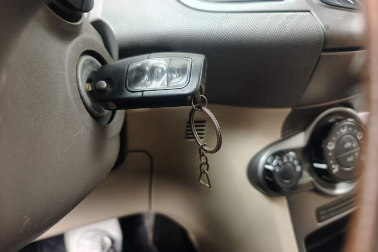 Used Ford Fiesta 2011 Hatchback 1.5L Automatic Fashion Edition